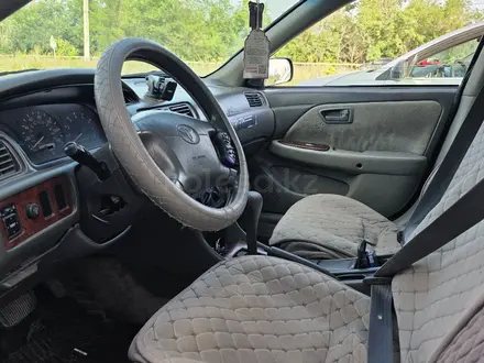 Toyota Camry 2001 года за 2 500 000 тг. в Алматы – фото 10