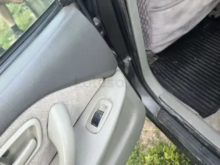 Toyota Camry 2001 года за 2 500 000 тг. в Алматы – фото 8