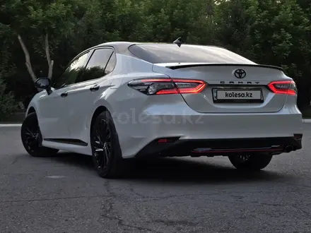 Toyota Camry 2021 года за 13 500 000 тг. в Караганда – фото 17