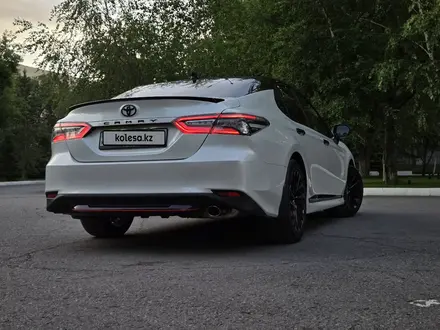 Toyota Camry 2021 года за 13 500 000 тг. в Караганда – фото 20