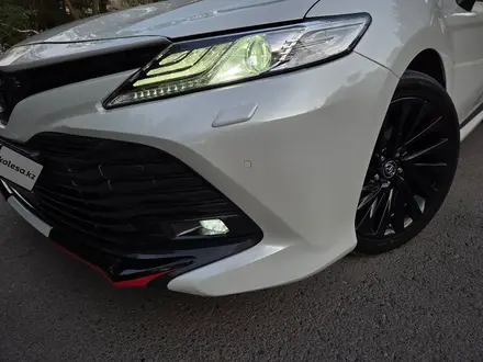 Toyota Camry 2021 года за 13 500 000 тг. в Караганда – фото 26