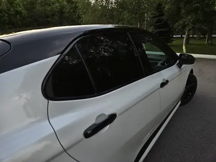 Toyota Camry 2021 года за 13 500 000 тг. в Караганда – фото 31