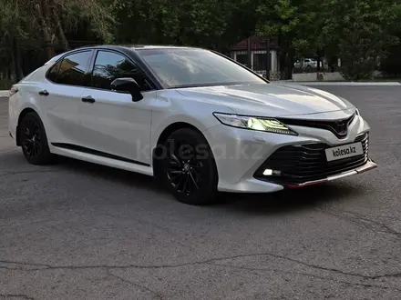 Toyota Camry 2021 года за 13 500 000 тг. в Караганда – фото 47