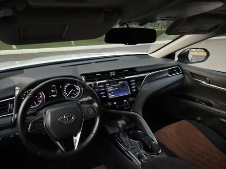 Toyota Camry 2021 года за 13 500 000 тг. в Караганда – фото 51