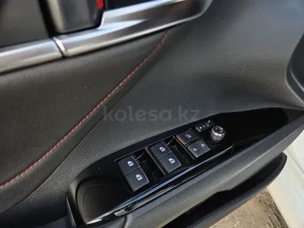 Toyota Camry 2021 года за 13 500 000 тг. в Караганда – фото 57