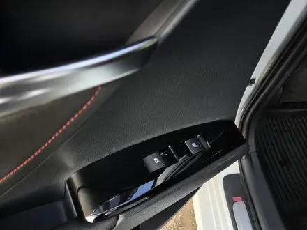 Toyota Camry 2021 года за 13 500 000 тг. в Караганда – фото 62