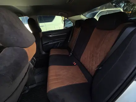 Toyota Camry 2021 года за 13 500 000 тг. в Караганда – фото 64