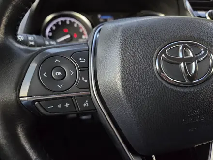 Toyota Camry 2021 года за 13 500 000 тг. в Караганда – фото 79
