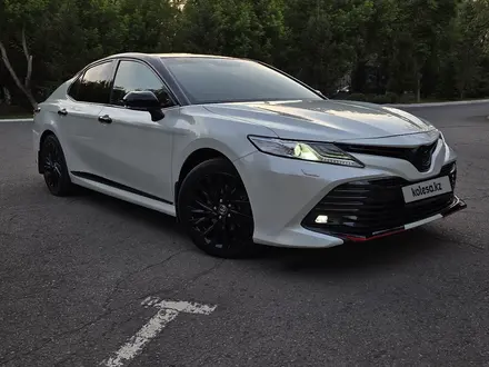 Toyota Camry 2021 года за 13 500 000 тг. в Караганда – фото 8
