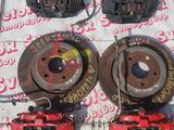 Суппорт диск тормозной перед зад Brembo суппорта диски комплект SRT за 200 000 тг. в Алматы – фото 2