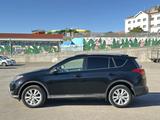 Toyota RAV4 2015 года за 6 800 000 тг. в Актау – фото 4
