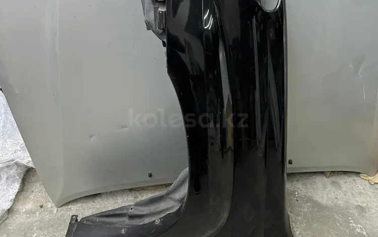 Крыло накладка подкрыльник за 1 110 тг. в Алматы