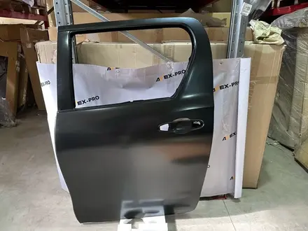Задний дверь Hilux за 50 000 тг. в Алматы