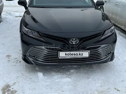 Toyota Camry 2020 года за 15 300 000 тг. в Алматы