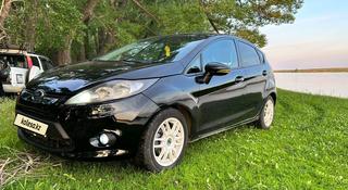 Ford Fiesta 2010 года за 3 800 000 тг. в Семей