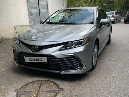 Toyota Camry 2019 года за 10 700 000 тг. в Шымкент