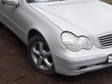 Mercedes-Benz C 180 2003 года за 3 600 000 тг. в Алматы – фото 3