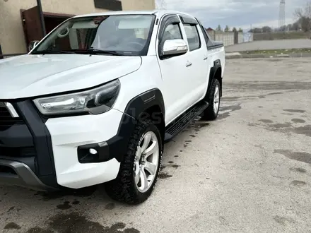 Toyota Hilux 2008 года за 11 700 000 тг. в Алматы – фото 2