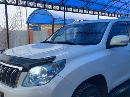 Toyota Land Cruiser Prado 2011 года за 12 000 000 тг. в Атырау – фото 2