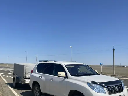 Toyota Land Cruiser Prado 2011 года за 12 000 000 тг. в Атырау – фото 4