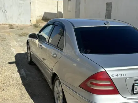 Mercedes-Benz C 200 2004 года за 4 500 000 тг. в Актау – фото 9