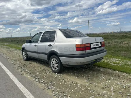 Volkswagen Vento 1995 года за 1 500 000 тг. в Рудный – фото 3
