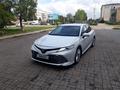 Toyota Camry 2019 года за 13 600 000 тг. в Экибастуз – фото 2