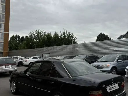 Mercedes-Benz E 280 1995 года за 3 000 000 тг. в Алматы – фото 5