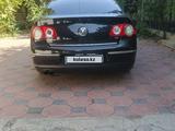 Volkswagen Passat 2008 года за 3 300 000 тг. в Шымкент – фото 4