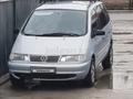 Volkswagen Sharan 1998 года за 1 850 000 тг. в Алматы – фото 5