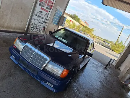 Mercedes-Benz E 230 1991 года за 1 850 500 тг. в Караганда – фото 31