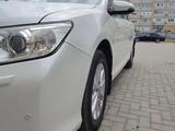 Toyota Camry 2014 годаүшін10 200 000 тг. в Актобе – фото 4