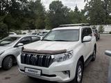 Toyota Land Cruiser Prado 2021 года за 24 800 000 тг. в Алматы – фото 2