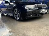 BMW 735 2002 года за 3 600 000 тг. в Алматы – фото 2