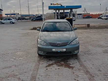 Toyota Camry 2005 года за 4 700 000 тг. в Актау – фото 4