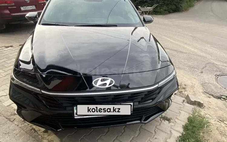 Hyundai Elantra 2024 годаfor13 500 000 тг. в Алматы