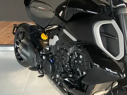 Ducati  Ducati Diavel V4 2024 года за 16 990 000 тг. в Алматы – фото 3