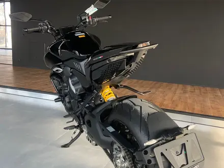 Ducati  Ducati Diavel V4 2024 года за 16 990 000 тг. в Алматы – фото 5