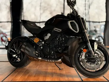 Ducati  Ducati Diavel V4 2024 года за 16 990 000 тг. в Алматы – фото 6