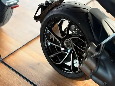 Ducati  Ducati Diavel V4 2024 года за 16 990 000 тг. в Алматы – фото 10