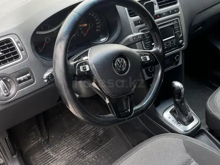 Volkswagen Polo 2015 года за 5 400 000 тг. в Алматы – фото 2