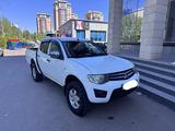 Mitsubishi L200 2014 годаүшін5 300 000 тг. в Астана