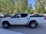 Mitsubishi L200 2014 годаүшін5 300 000 тг. в Астана – фото 3