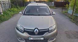 Renault Sandero 2018 годаүшін3 500 000 тг. в Астана