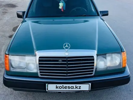 Mercedes-Benz E 230 1989 года за 1 400 000 тг. в Кызылорда – фото 2