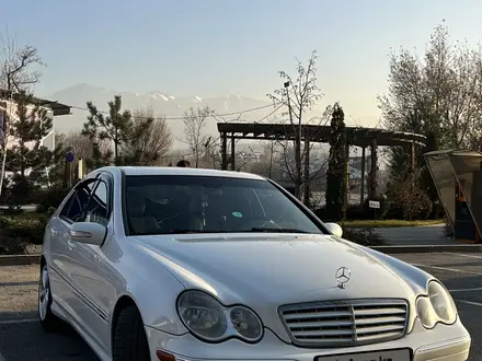 Mercedes-Benz C 230 2006 года за 4 000 000 тг. в Алматы – фото 3