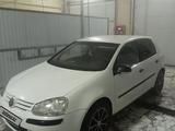 Volkswagen Golf 2006 года за 3 350 000 тг. в Караганда – фото 2