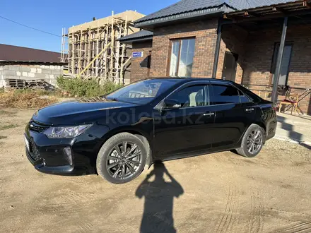 Toyota Camry 2015 года за 11 500 000 тг. в Усть-Каменогорск – фото 4