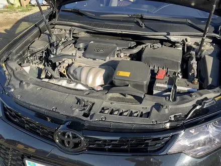 Toyota Camry 2015 года за 11 500 000 тг. в Усть-Каменогорск – фото 17