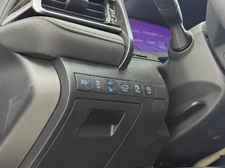 Toyota Camry Luxe 2024 года за 16 500 000 тг. в Астана – фото 4